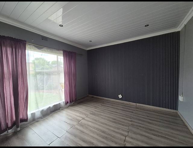 3 BEDROOM HOUSE FOR SALE IN VANDERBIJLPARK SE 2